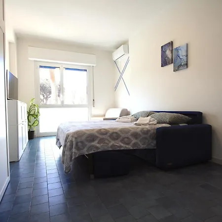 Casetta Up In Ostia Apartment Rom
