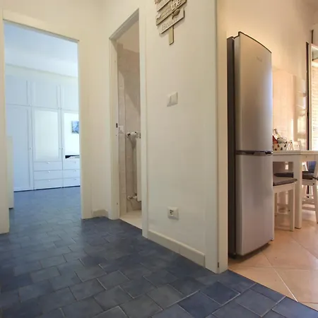 Casetta Up In Ostia * Roma